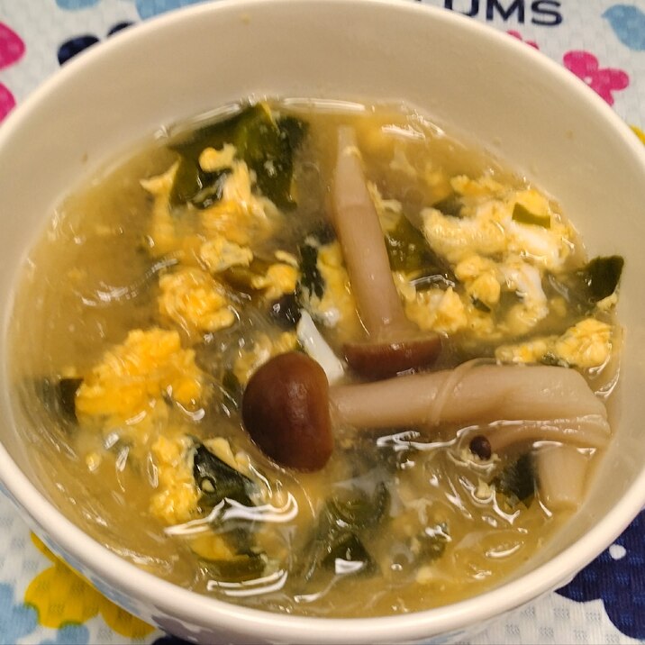 【簡単】春雨と卵入りわかめスープ